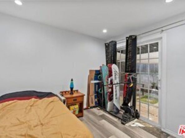 11710 Hartsook Street, Valley Village CA 91607