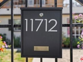 11710 Hartsook Street, Valley Village CA 91607