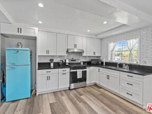 11710 Hartsook Street, Valley Village CA 91607