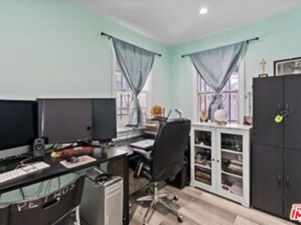 11710 Hartsook Street, Valley Village CA 91607