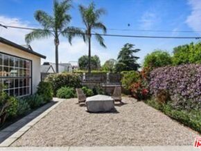 11710 Hartsook Street, Valley Village CA 91607