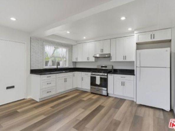 11710 Hartsook Street, Valley Village CA 91607