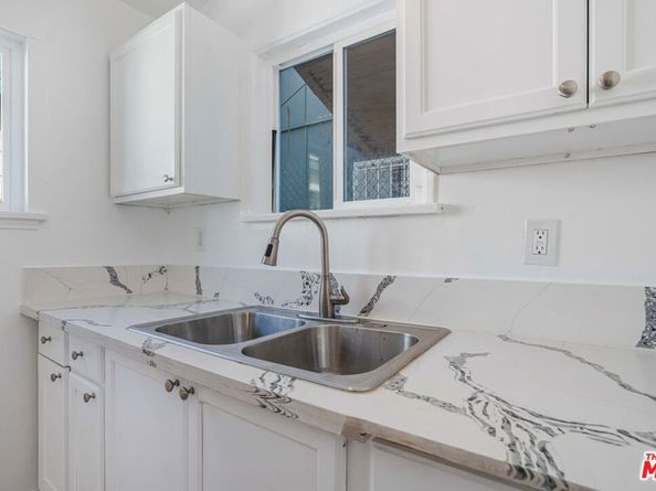 3713 W Imperial Highway, Inglewood CA 90303