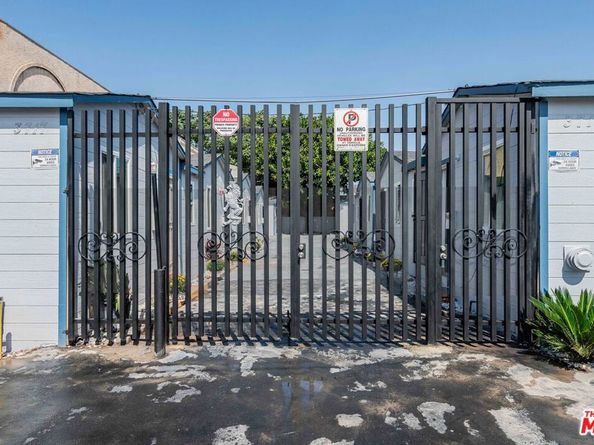 3713 W Imperial Highway, Inglewood CA 90303