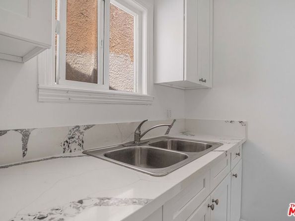 3713 W Imperial Highway, Inglewood CA 90303