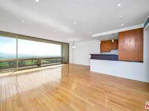 2220 Avenue Of The Stars 2004W, Los Angeles CA 90067