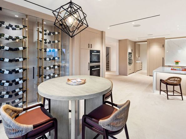 2911 Antelo View Drive, Los Angeles CA 90077