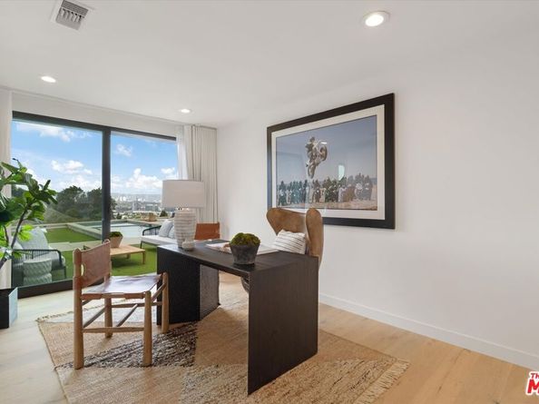 5255 Veronica Street, Los Angeles CA 90008