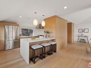 5255 Veronica Street, Los Angeles CA 90008