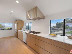 5255 Veronica Street, Los Angeles CA 90008