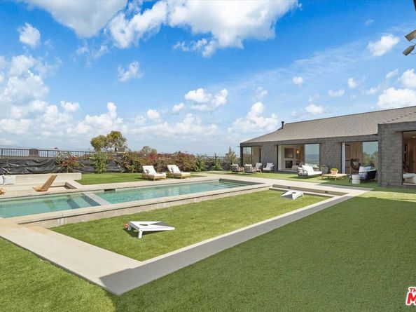 5255 Veronica Street, Los Angeles CA 90008