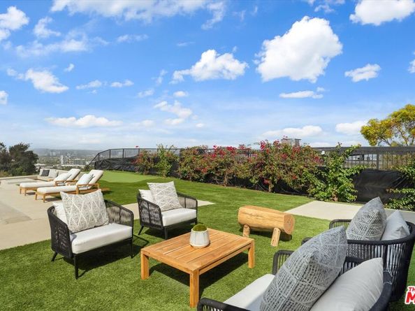 5255 Veronica Street, Los Angeles CA 90008