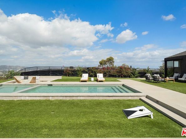 5255 Veronica Street, Los Angeles CA 90008
