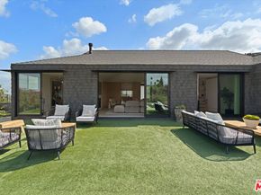 5255 Veronica Street, Los Angeles CA 90008