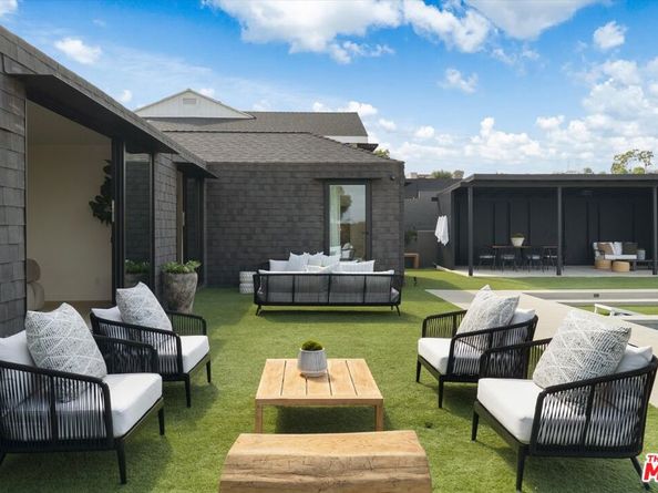 5255 Veronica Street, Los Angeles CA 90008