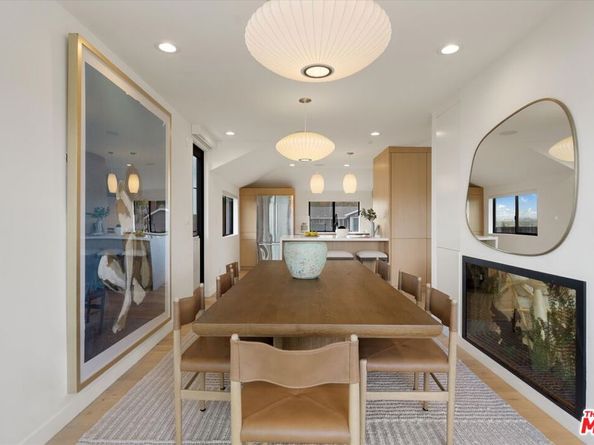 5255 Veronica Street, Los Angeles CA 90008