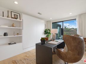 5255 Veronica Street, Los Angeles CA 90008