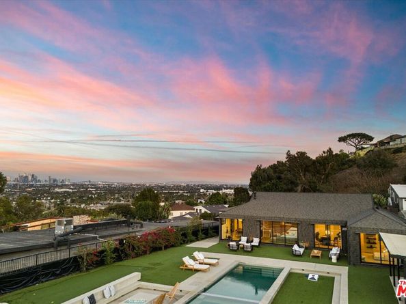 5255 Veronica Street, Los Angeles CA 90008
