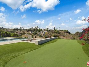 5255 Veronica Street, Los Angeles CA 90008