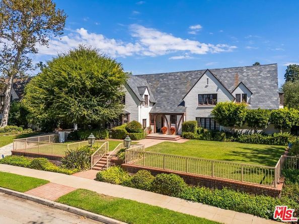 138 S Hudson Place, Los Angeles CA 90004