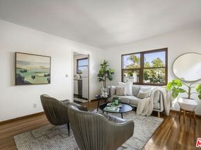 1525 Carmona Avenue, Los Angeles CA 90019