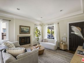 1525 Carmona Avenue, Los Angeles CA 90019