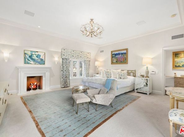 10301 Strathmore Drive, Los Angeles CA 90024