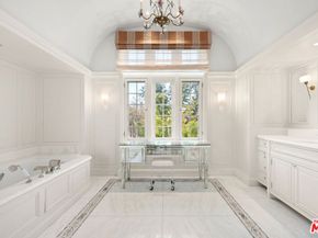 10301 Strathmore Drive, Los Angeles CA 90024
