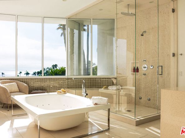 140 Irvine Cove Circle, Laguna Beach CA 92651