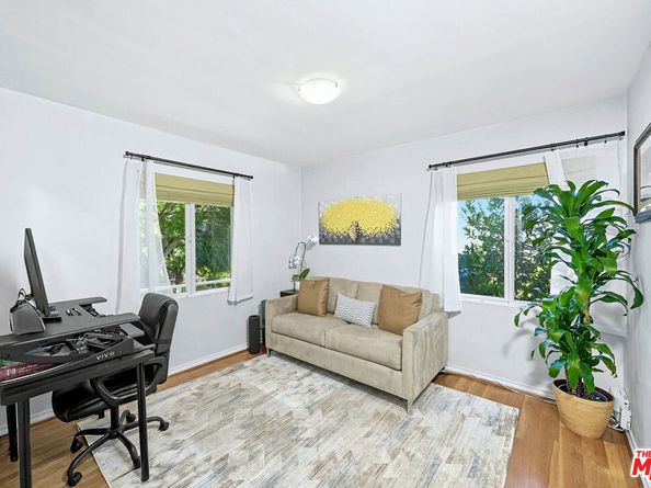 12118 Navy Street, Los Angeles CA 90066