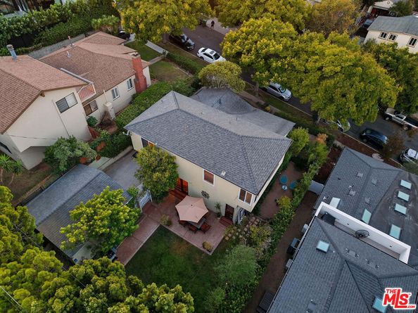 12118 Navy Street, Los Angeles CA 90066