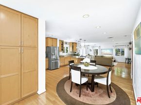 12118 Navy Street, Los Angeles CA 90066