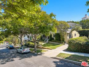 12118 Navy Street, Los Angeles CA 90066