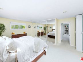 12118 Navy Street, Los Angeles CA 90066