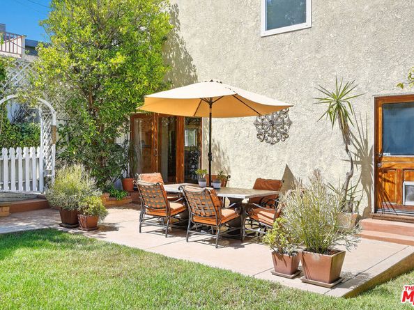 12118 Navy Street, Los Angeles CA 90066