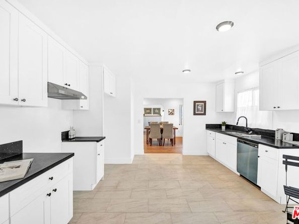 2228 W 78th Street, Inglewood CA 90305