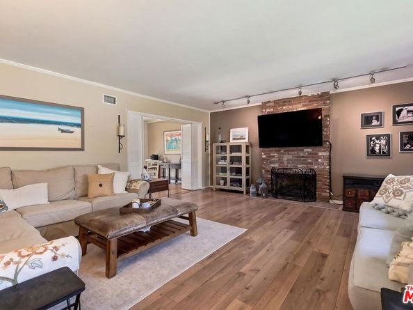 6154 W 75th Place, Los Angeles CA 90045