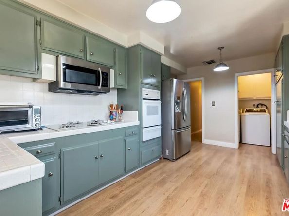 6154 W 75th Place, Los Angeles CA 90045
