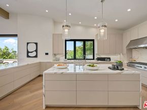 9153 Janice Place, Beverly Hills CA 90210