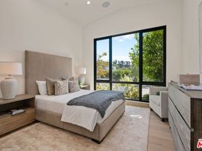 9153 Janice Place, Beverly Hills CA 90210