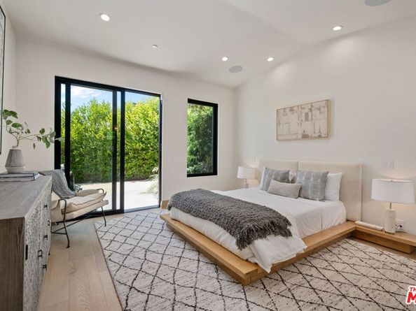 9153 Janice Place, Beverly Hills CA 90210
