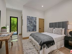9153 Janice Place, Beverly Hills CA 90210