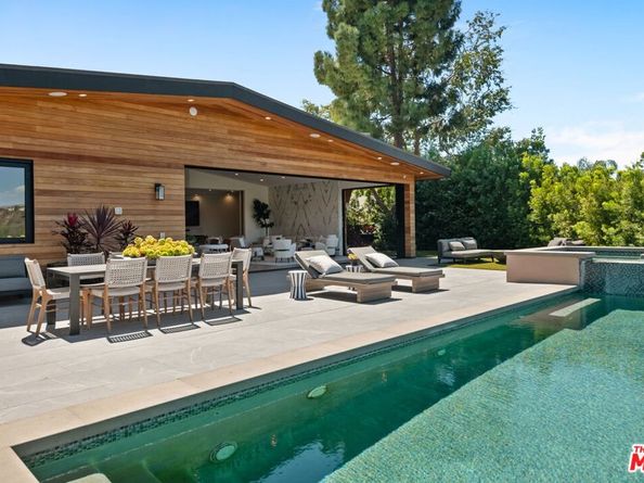 9153 Janice Place, Beverly Hills CA 90210