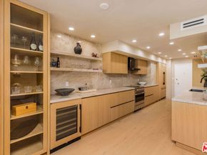 818 N Doheny Drive 205, West Hollywood CA 90069