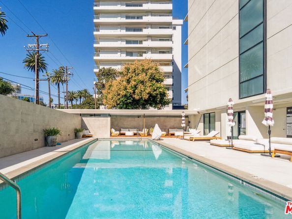 818 N Doheny Drive 205, West Hollywood CA 90069