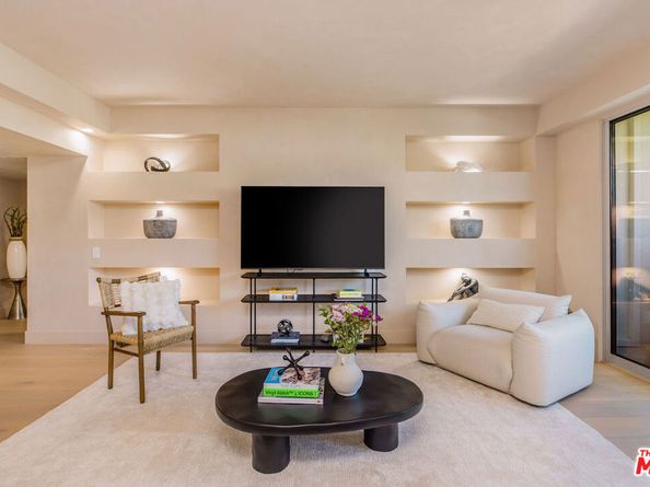 818 N Doheny Drive 205, West Hollywood CA 90069