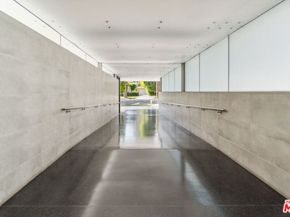818 N Doheny Drive 205, West Hollywood CA 90069