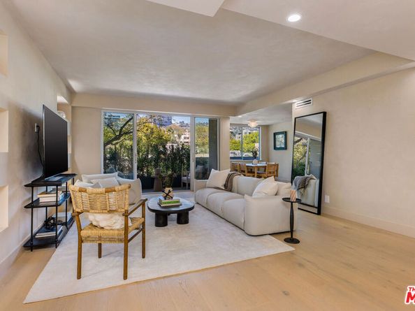 818 N Doheny Drive 205, West Hollywood CA 90069