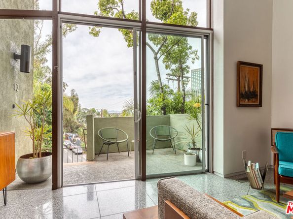 3625 Fredonia Drive 12, Los Angeles CA 90068
