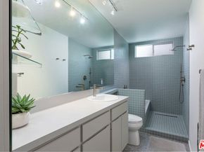 3625 Fredonia Drive 12, Los Angeles CA 90068